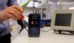 Sạc đầy pin điện thoại chỉ trong 30 giây